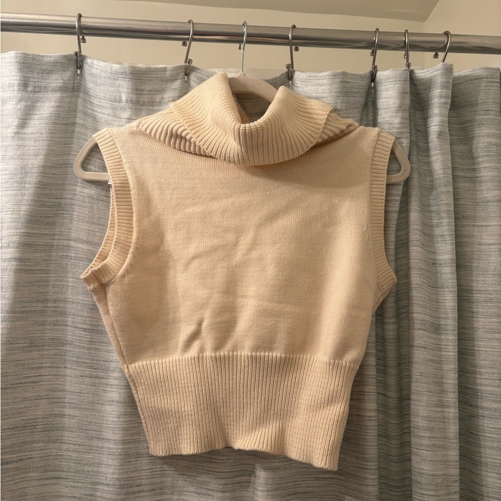 Cream Sleeveless Turtleneck Sweater